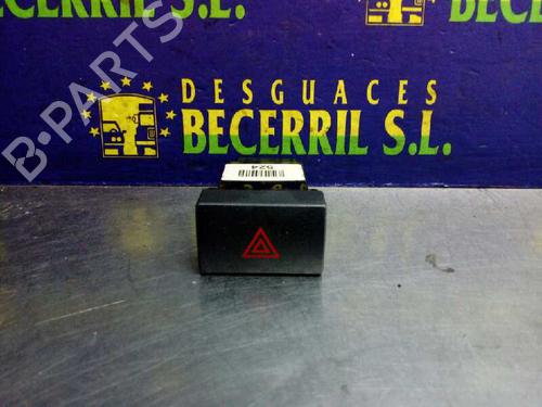 Used Warning switch KIA SORENTO I (JC) 2.5 CRDi 4WD (140 hp) 8449214