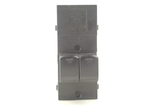 Used Left front window switch NISSAN MICRA III (K12) [2002-2010]  15236870