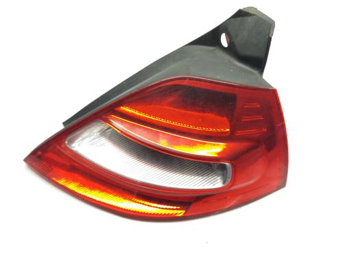 right-taillight-renault-megane-ii-bm01_-cm01_-2001-2002-2003-2004-2005-2006-2007-2008-2009-2010-2011-2012-31941136 main image