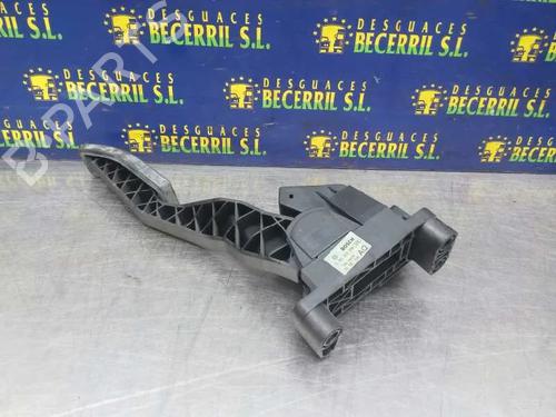 Used Pedal OPEL ZAFIRA A MPV (T98) 2.0 DTI 16V (F75) (101 hp) 17174518