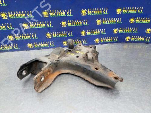 Used Right front suspension arm FORD MAVERICK (UDS, UNS) 2.7 TD (100 hp) 8455132