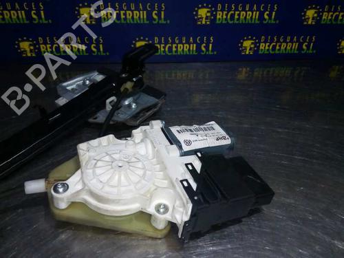 Rudehejsemotor bagstkærm venstre SEAT LEON (1P1) [2005-2013]  8427995