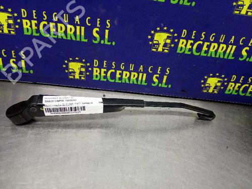 Used Rear windshield wiper arm FORD FOCUS I (DAW, DBW) [1998-2009]  8429125
