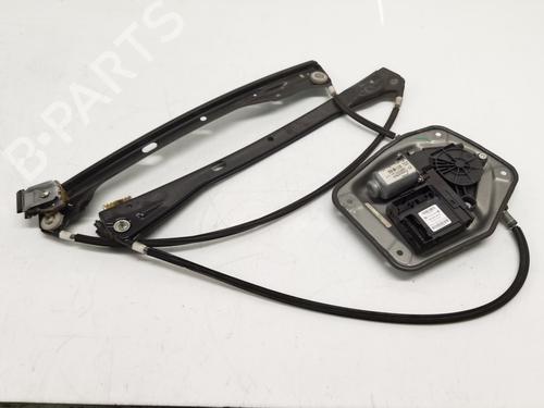 Vindusheismekanisme høyre foran Vindusheismekanisme høyre foran VW GOLF V (1K1) 2.0 TDI 16V (140 hp) 33906516 33906516