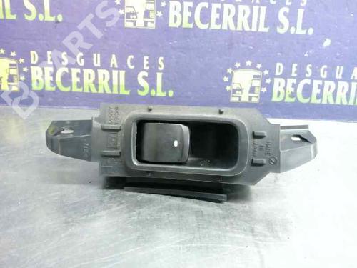 Used Right rear window switch Right rear window switch SUBARU LEGACY IV (BL) 2.0 AWD (BL5) (138 hp) 8452630 8452630