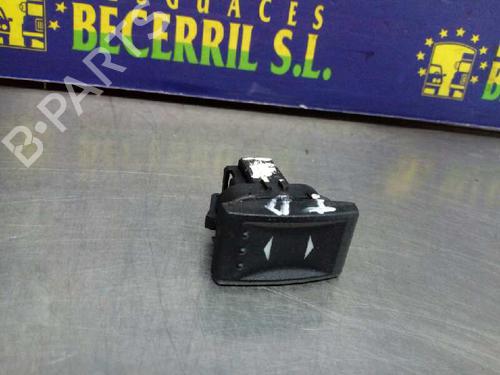 Used Right rear window switch FORD MONDEO III (B5Y) [2000-2007]  8444450