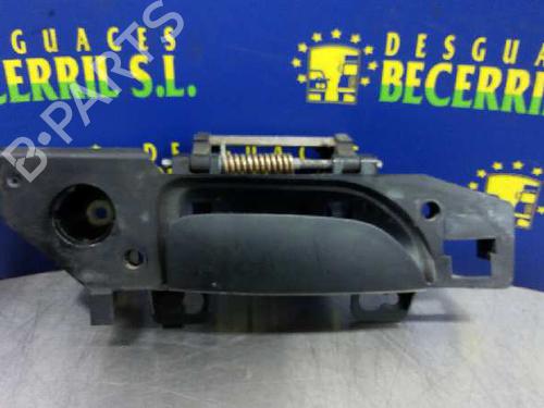 Used Front right exterior door handle FORD MONDEO II (BAP) [1996-2000]  8446102