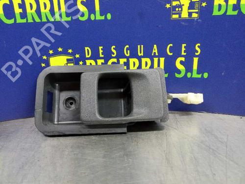 Maniglia interna anteriore destra VOLVO 460 (464) 1.9 Turbo-Diesel (90 hp) 8449127