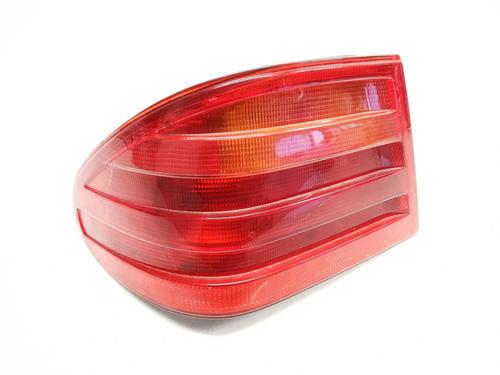 Used Left taillight MERCEDES-BENZ E-CLASS (W210) E 220 CDI (210.006) (125 hp) 33183093