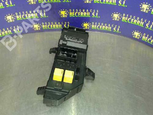 fuse-box-opel-vectra-c-z02-22-dti-16v-f69-13165970-sc718810500-24443147-2002-2003-2004-2005-2006-2007-2008-2009-8431726 main image