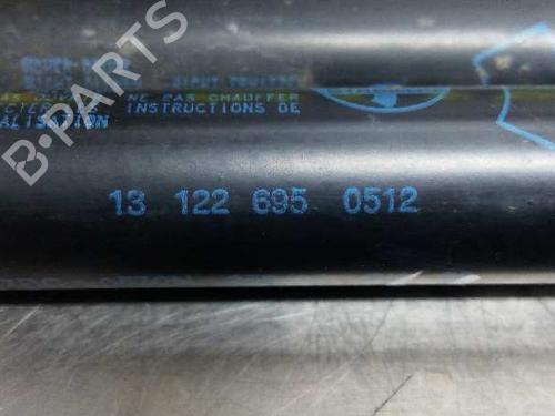 Tailgate lift support OPEL ASTRA H Estate (A04) 1.9 CDTI (L35) | BP14025479C138 