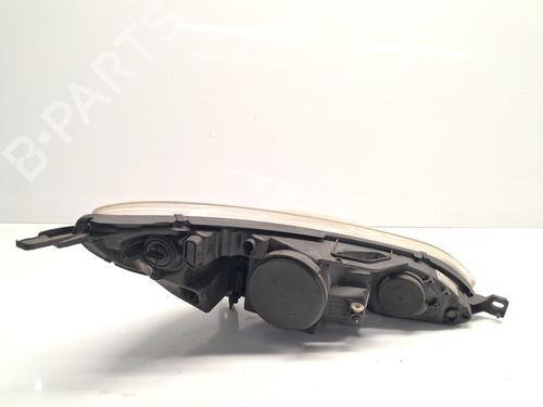 Left headlight PEUGEOT 407 (6D_) 2.0 HDi 135 (6DRHRH, 6DRHRE, 6DRHRG, 6DRHRJ) | BP31048106C28
