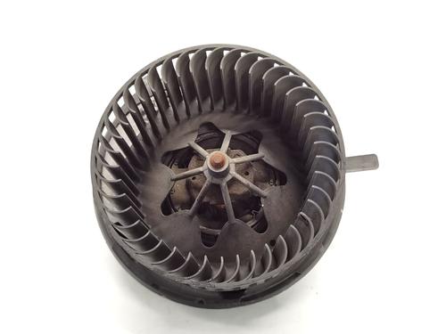 Used Heater blower motor VW TOURAN (1T1, 1T2) 2.0 TDI 16V (140 hp) 30302831