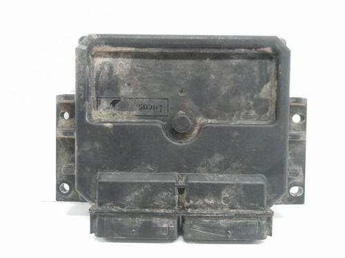 Calculateur moteur (ecu) RENAULT MEGANE I Classic (LA0/1_) 1.9 dTi (LA1U) (80 hp) 8483251
