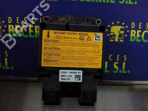 Used ECU airbags ECU airbags FORD FIESTA V (JH_, JD_) 1.4 16V (80 hp) 8456438 8456438
