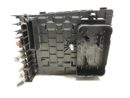 Fuse box SEAT LEON (1P1) 1.9 TDI | BP31073221E1