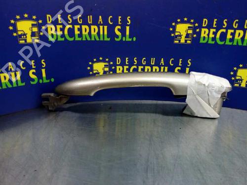 Used Front right exterior door handle NISSAN PRIMERA Hatchback (P12) 2.2 dCi (139 hp) 8447536