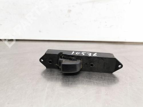 Used Right front window switch Right front window switch MITSUBISHI PAJERO II (V3_W, V2_W, V4_W, V5_W) 2.5 TD 4WD (V24W) (99 hp) 8467850 8467850