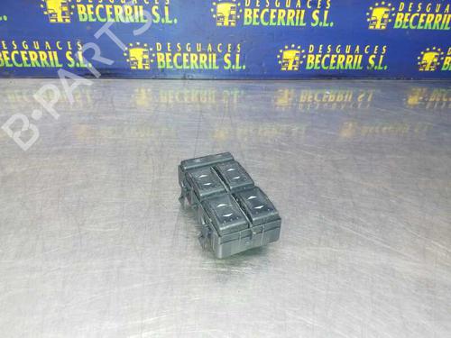 Used Left front window switch FORD MONDEO III Saloon (B4Y) 2.0 16V TDDi / TDCi (115 hp) 8430578