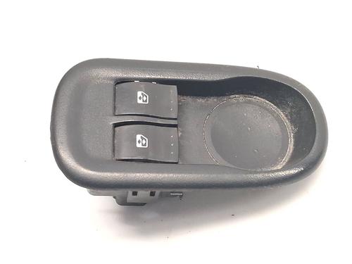 Used Left front window switch RENAULT KANGOO / GRAND KANGOO II (KW0/1_) 1.5 dCi (KW0C, KW2C, KW4C) (106 hp) 31329355