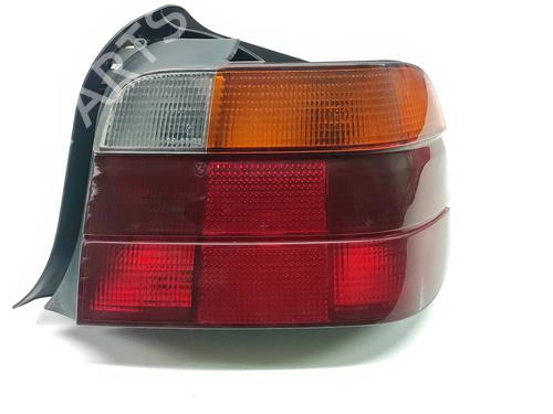 Used Right taillight BMW 3 Compact (E36) 318 tds (90 hp) 10688767