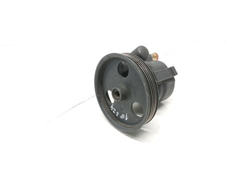 Used Steering pump RENAULT MEGANE I (BA0/1_) [1995-2004]  28110587