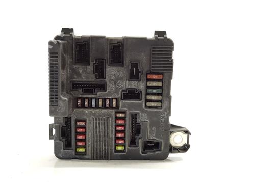 Used Fuse box RENAULT MEGANE II (BM0/1_, CM0/1_) 1.9 dCi (BM0G, CM0G) (120 hp) 23877363