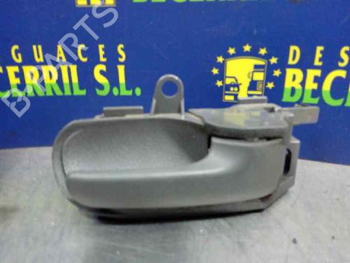 Used Front right interior door handle PEUGEOT 107 (PM_, PN_) 1.4 HDi (54 hp) 8448522