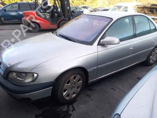 Right headlight OPEL OMEGA B (V94) 2.6 V6 (F69, M69, P69) | BP31971972C29