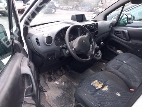 Engine control unit (ECU) PEUGEOT PARTNER MPV (5_, G_) | BP33050233M57 - Image 9