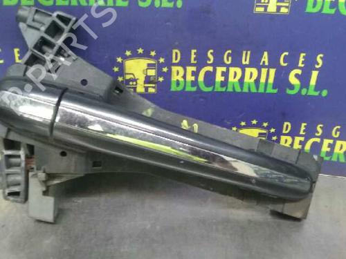 Used Front right exterior door handle MERCEDES-BENZ A-CLASS (W168) [1997-2005]  8432115