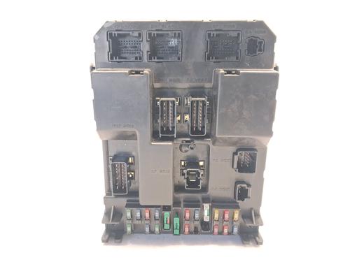 Used Fuse box Fuse box 37089604 37089604