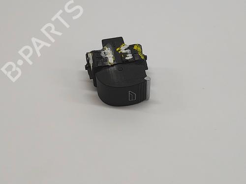 Used Right front window switch FORD FOCUS III 1.5 TDCi (120 hp) 10645459
