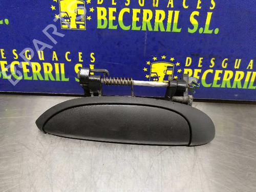 Used Front left exterior door handle RENAULT MEGANE I Classic (LA0/1_) [1996-2008]  8438324