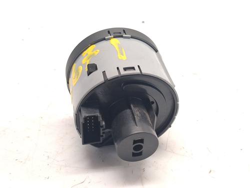 Headlight switch SKODA FABIA II (542) 1.2 | BP36777673I24 - Image 2