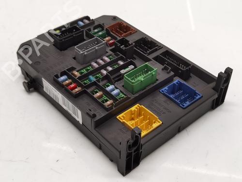 Used Fuse box CITROËN C4 II (NC_) 1.6 HDi 110 (112 hp) 30329947