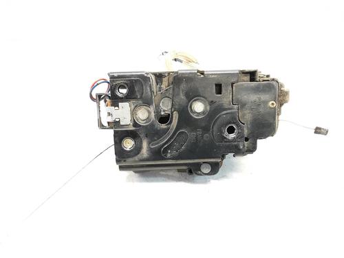 Zamek drzwi przednich prawych SEAT LEON (1M1) 1.6 16 V | BP29826928C97