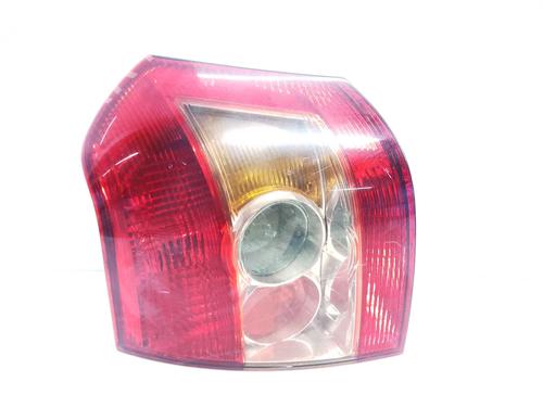 Used Left taillight Left taillight TOYOTA COROLLA (_E12_) 2.0 D-4D (CDE120R, CDE120L_) (116 hp) 33045422 33045422
