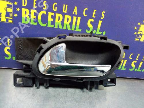 Used Rear left interior door handle PEUGEOT 3008 I MPV (0U_) 1.6 HDi (109 hp) 8444002
