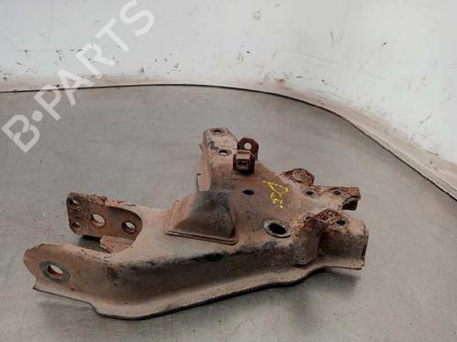 Querlenker links vorne für FORD MAVERICK (UDS, UNS) 2.7 TD (100 hp) 8465618