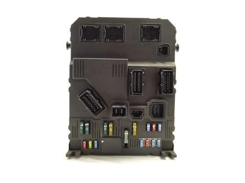Used Fuse box PEUGEOT 407 (6D_) [2004-2011]  18157255