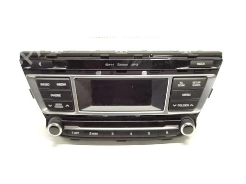 Used Radio HYUNDAI i20 II (GB, IB) [2014-2021]  19434637
