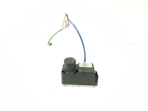 Central lock pump VW POLO (6N2) 1.9 SDI | BP39883465M86 - Image 2