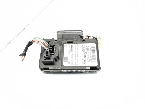 Used Card reader RENAULT SCÉNIC II (JM0/1_) 1.5 dCi (JM1E, JM16) (106 hp) 29831353