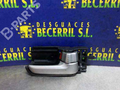 Used Front right interior door handle Front right interior door handle SUZUKI SWIFT III (MZ, EZ) 1.3 DDiS (RS413D) (69 hp) 8436287 8436287