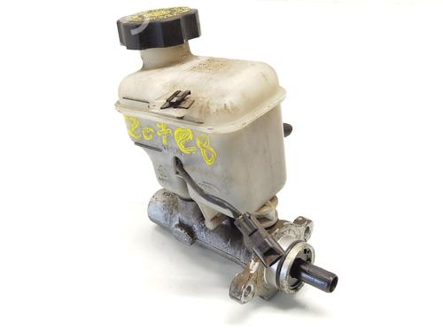 Used Brake master cylinder KIA CARENS III MPV (UN) 2.0 CRDi 140 (140 hp) 30589315