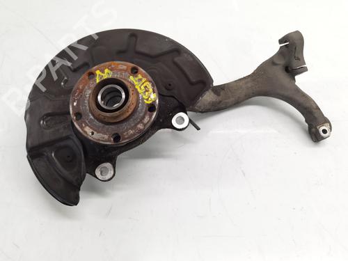 Used Right front steering knuckle AUDI A4 B7 (8EC) 2.0 (130 hp) 30731777