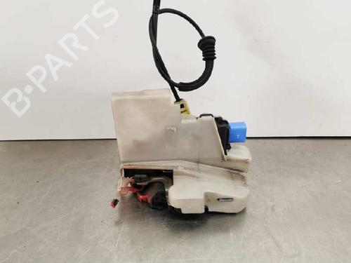 Used Front right lock VW POLO (9N_, 9A_) 1.4 TDI (70 hp) 8457757