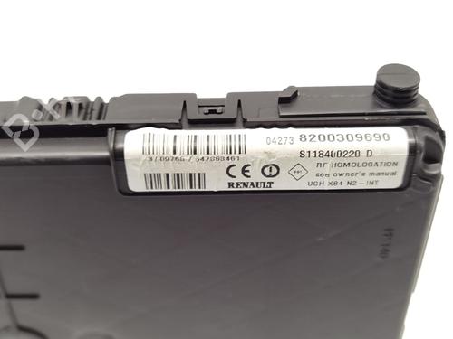 Module électronique RENAULT SCÉNIC II (JM0/1_) 1.9 dCi (JM0G, JM12, JM1G, JM2C) | BP28211239M83 