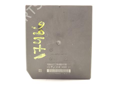 Used Fuse box RENAULT MEGANE III Hatchback (BZ0/1_, B3_) [2008-2025]  22926003